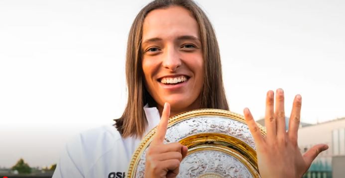 iga swiatek biography